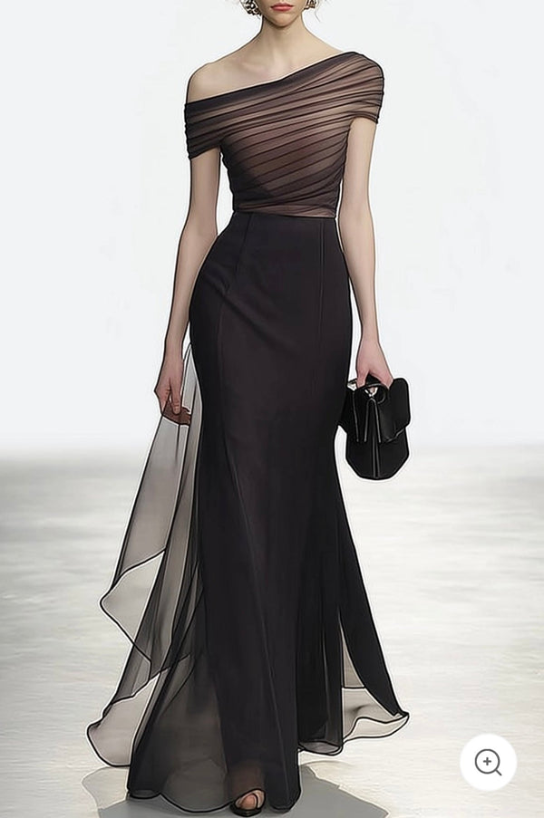 Beatriz | Vestido de gala de malla con hombros descubiertos