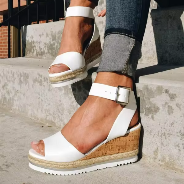 Aitana | Sandalias de cuña con estilo