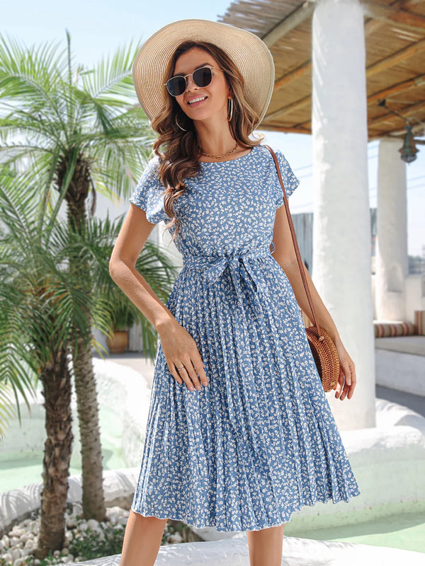 Anette | Vestido moderno con sutil patrón de flores